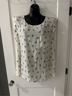 Persaya Cream Sleeveless Top with Teal Cactus Print